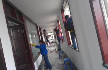 朝陽新城專業(yè)清潔服務(wù) 為您的新居舊宅、別墅寫字樓帶來嶄新面貌